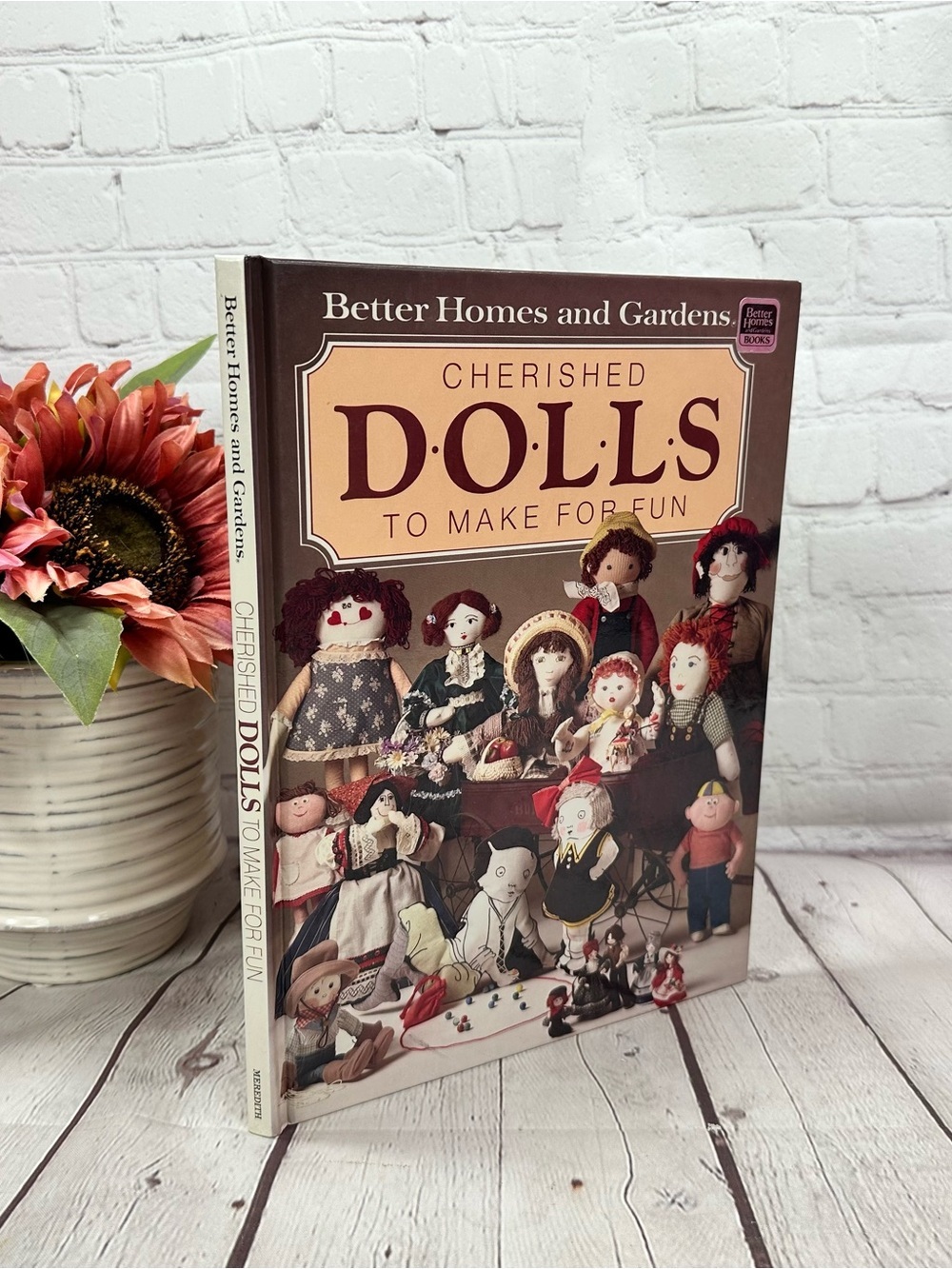 vtg 1984 Better Homes And Gardens Cherished Dolls to make for fun book cottage